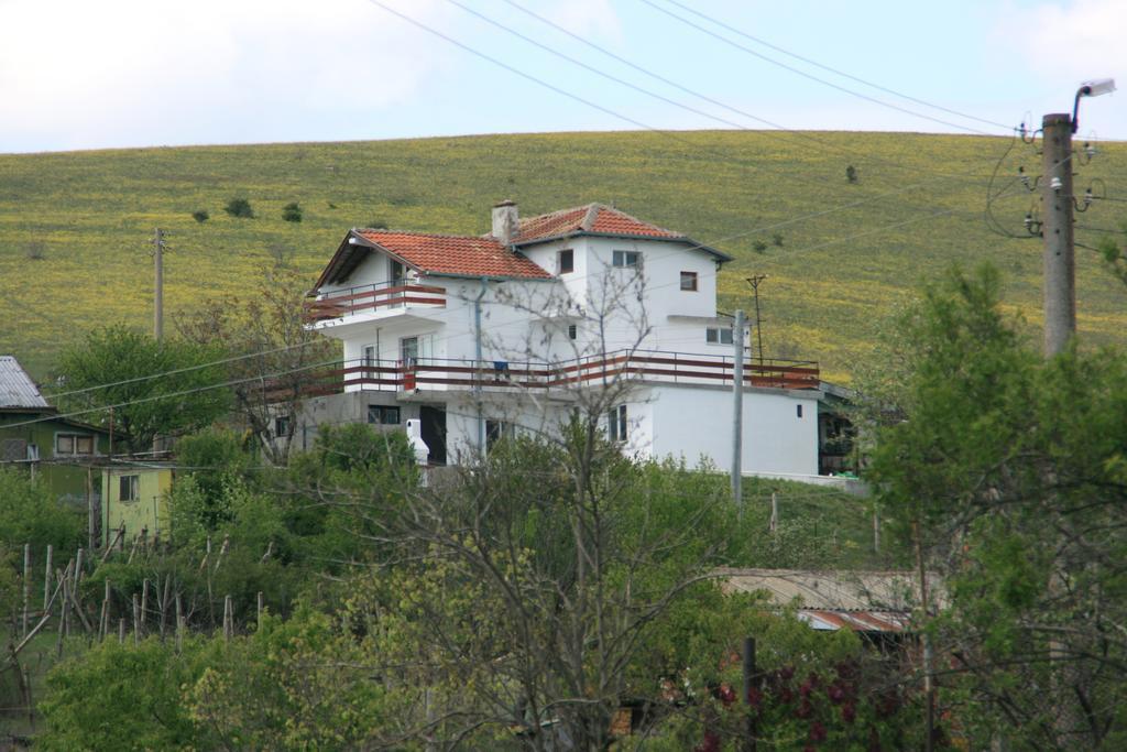 Villa Sanaan Bryastovets Kamer foto
